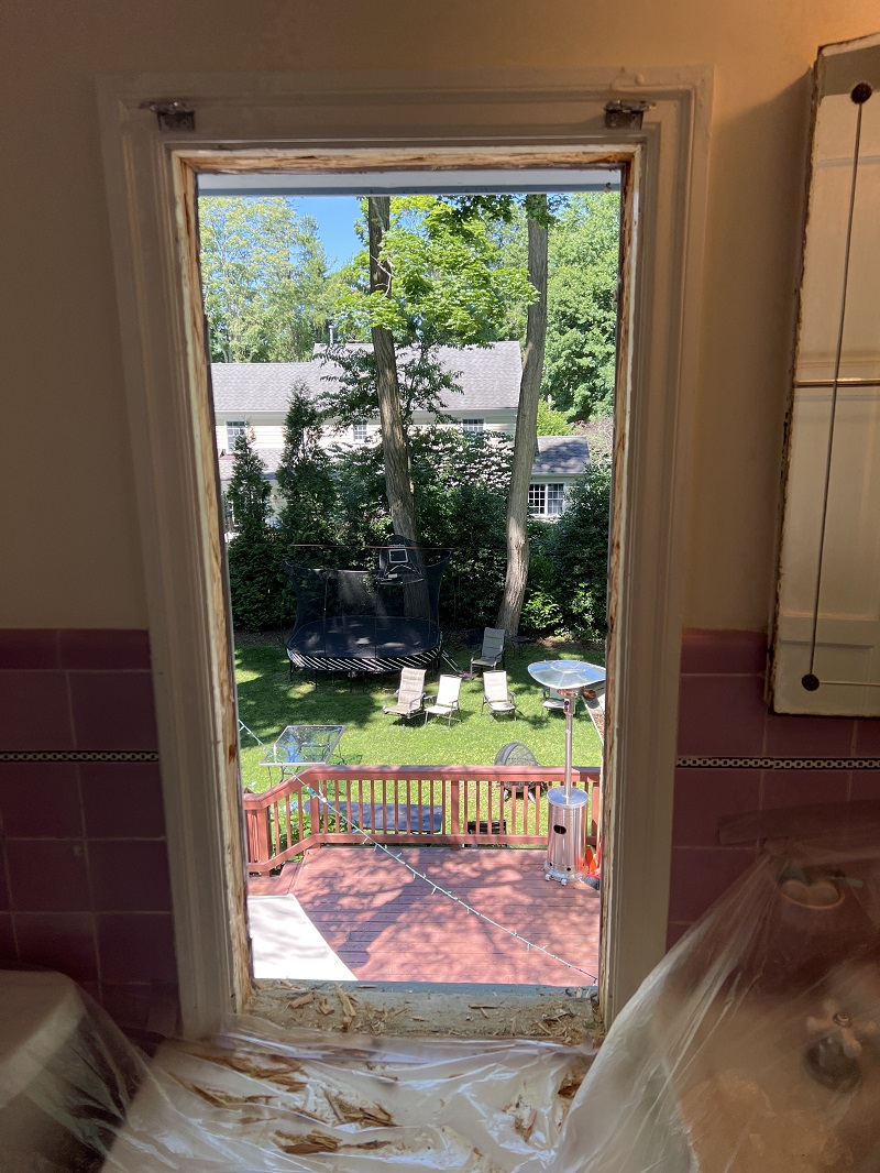 Remove the old window